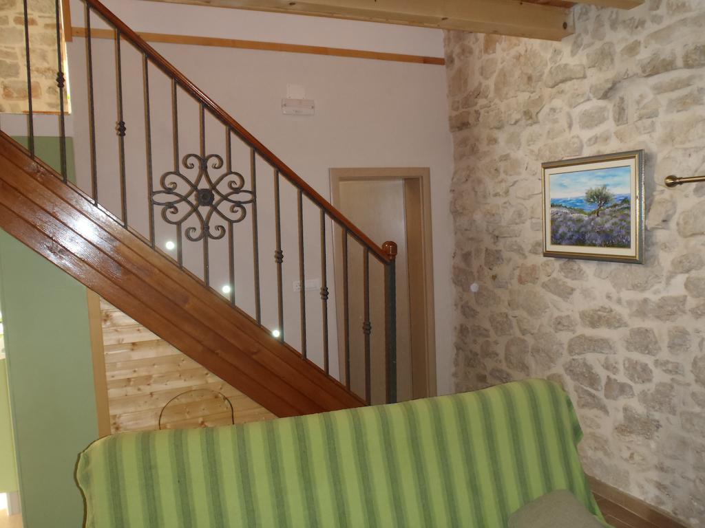 Dalmatian Stone House Villa Krapanj Oda fotoğraf